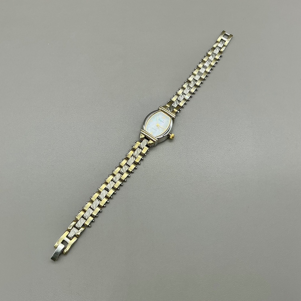 Vanity Fair Watch Womens Two Tone MOP Dial Bracelet Quartz VFW548 NEW BATTERY
